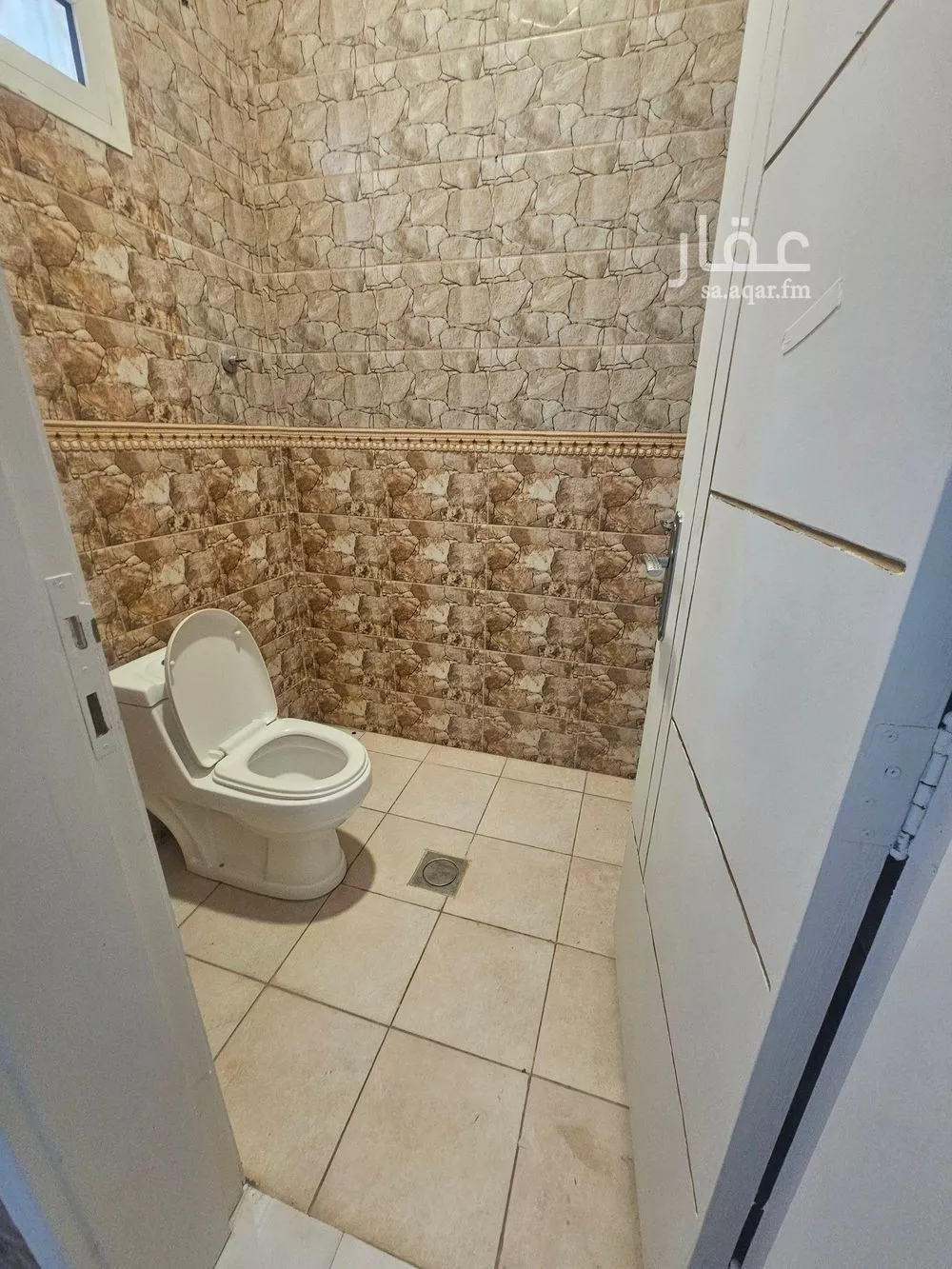 7 bedroom villa in Al Narjis 18