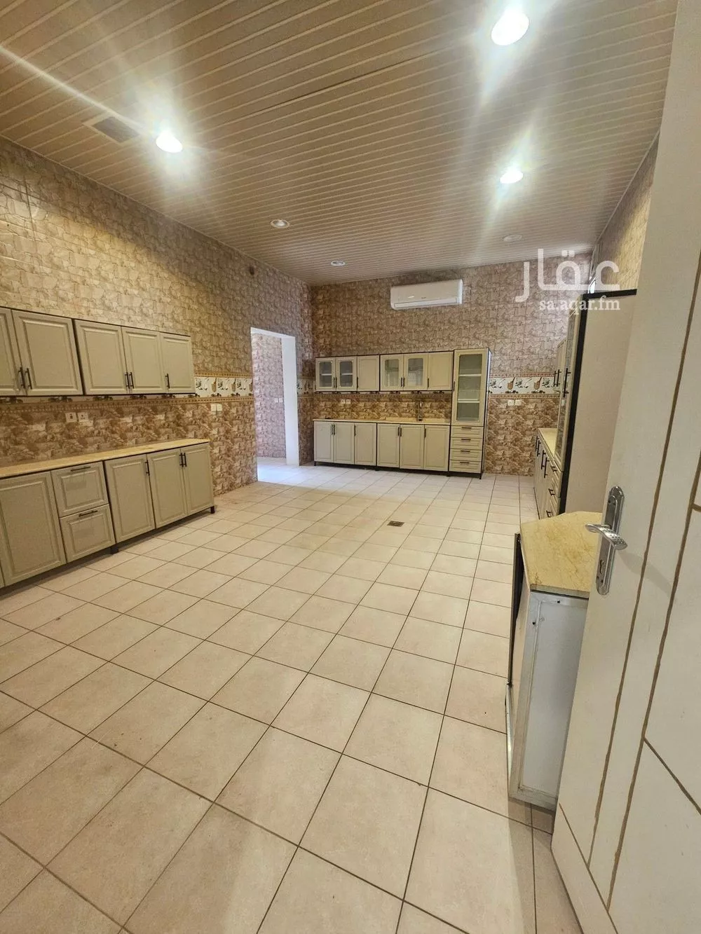 7 bedroom villa in Al Narjis 7