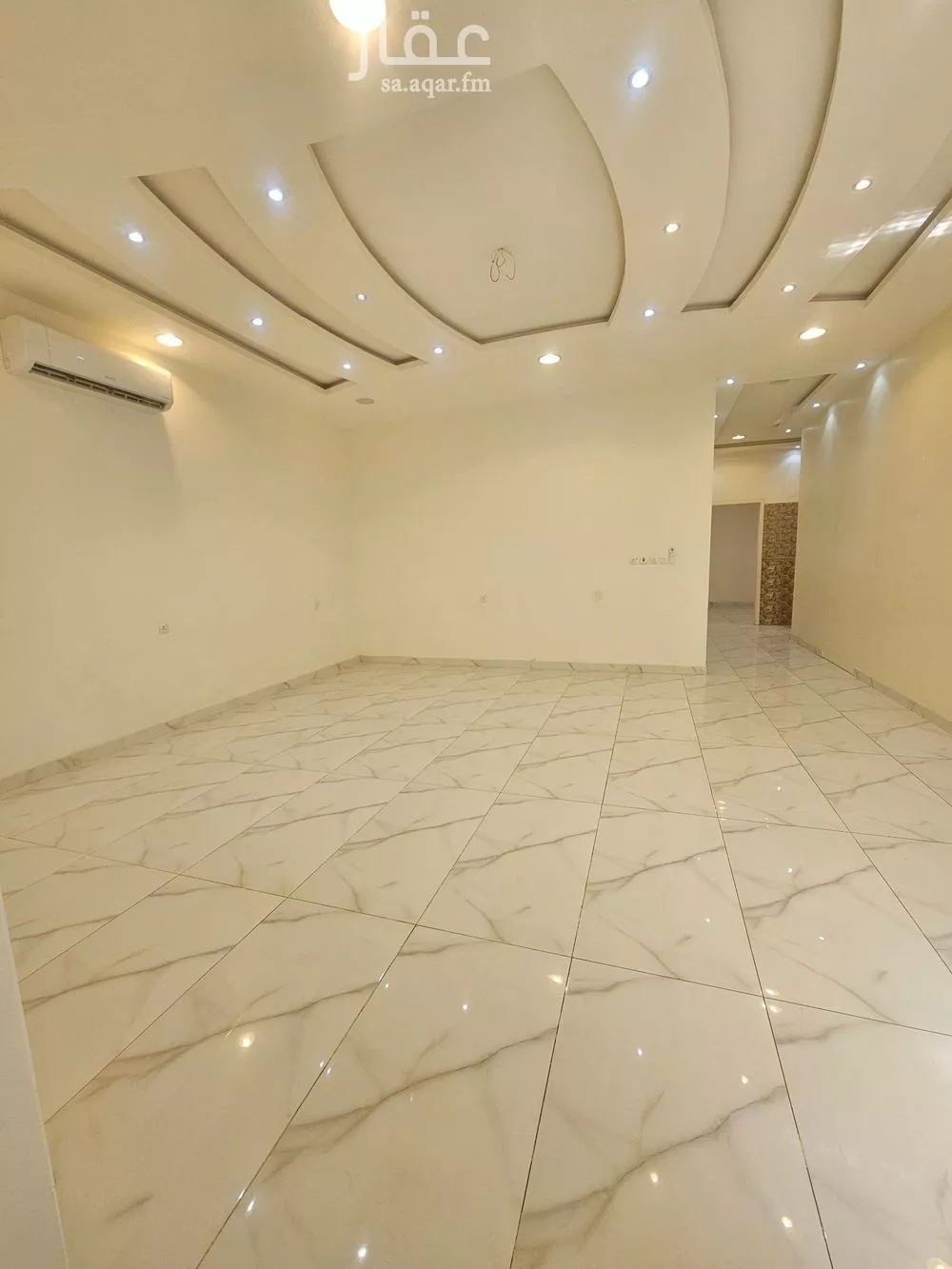 7 bedroom villa in Al Narjis 10