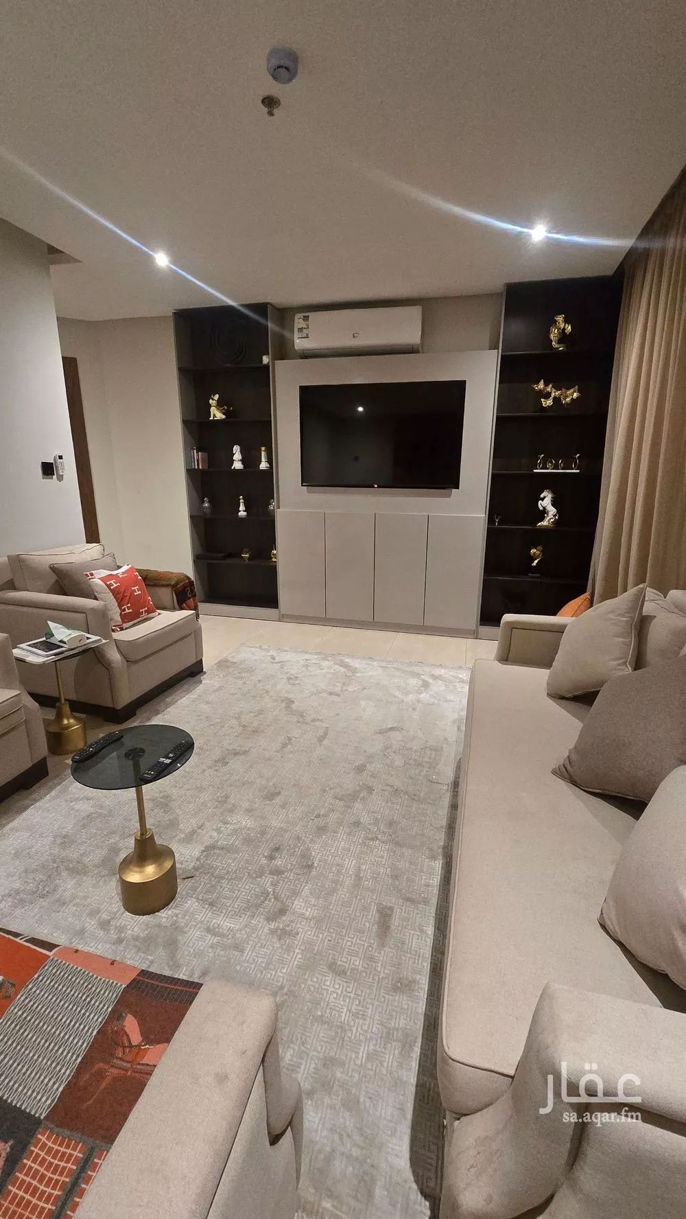 3 bedroom apartment in Al Aqiq 2