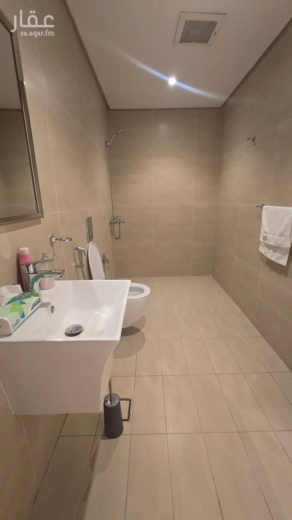 3 bedroom apartment in Al Aqiq 13