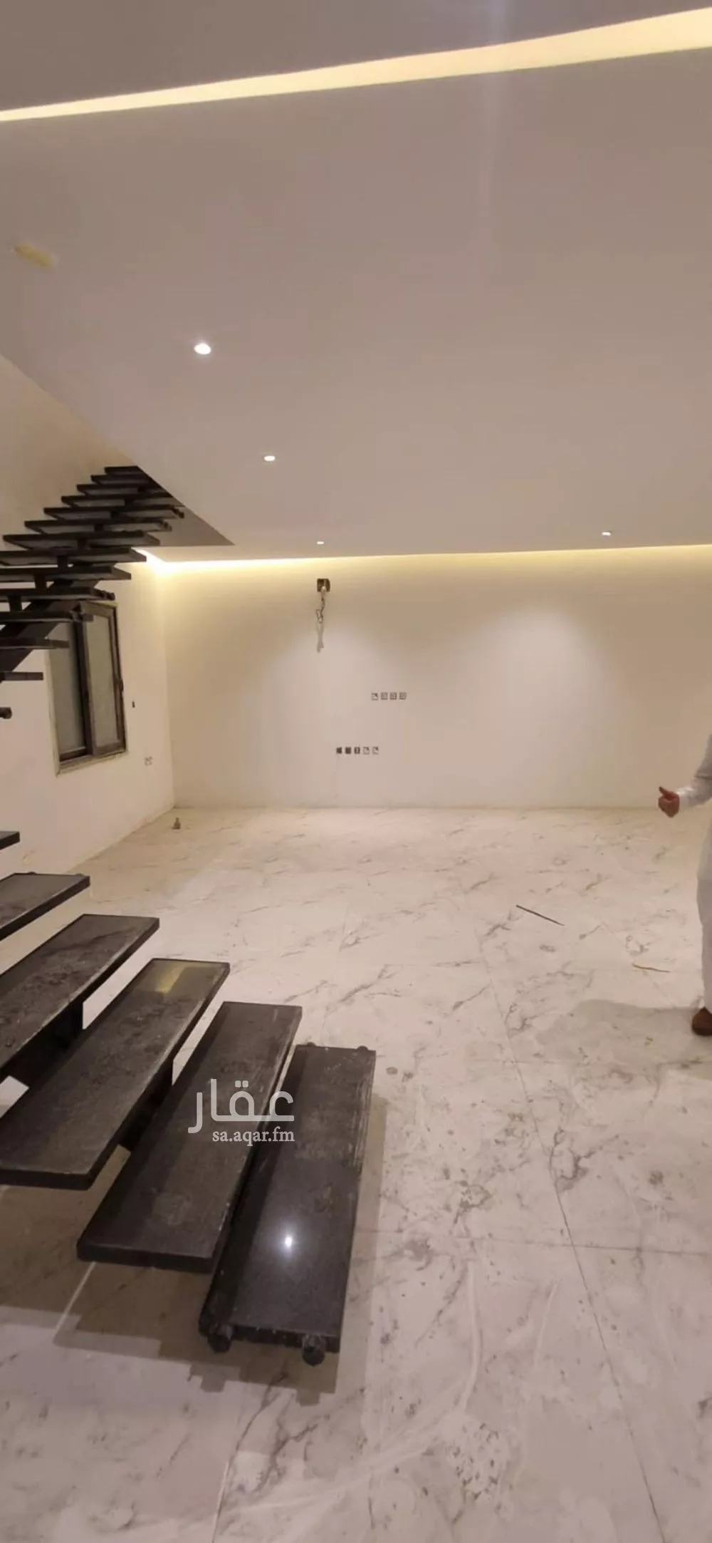 5 bedroom apartment in Al Aridh 12