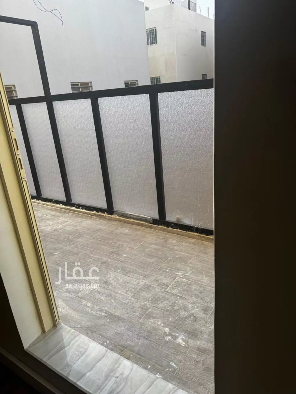 دور 2 غرف في العارض 10