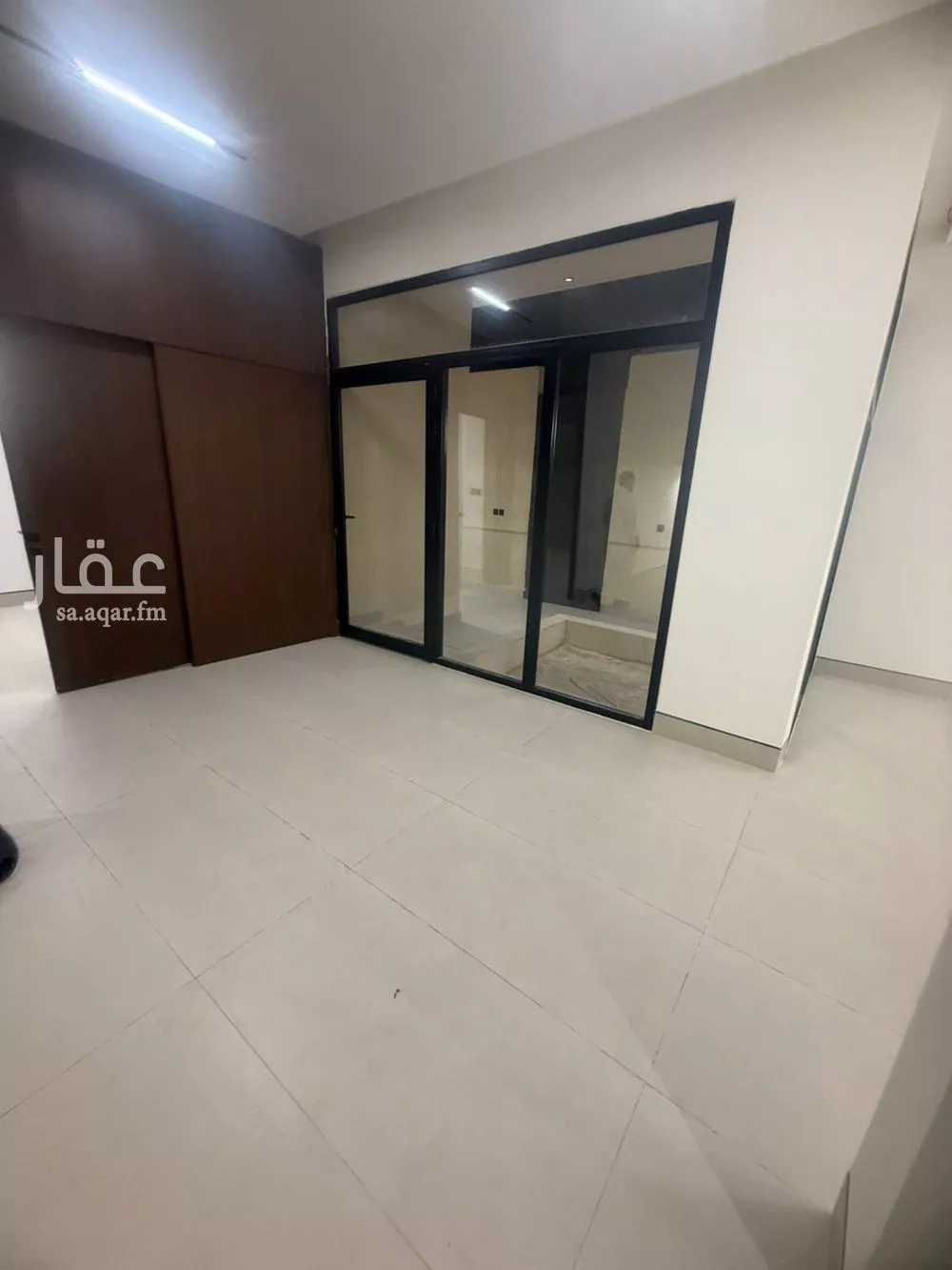 5 bedroom villa in Al Yarmouk 4