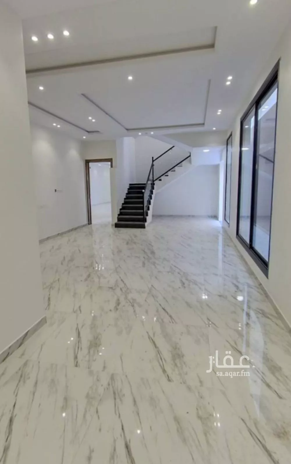 5 bedroom villa in Al Aridh 7