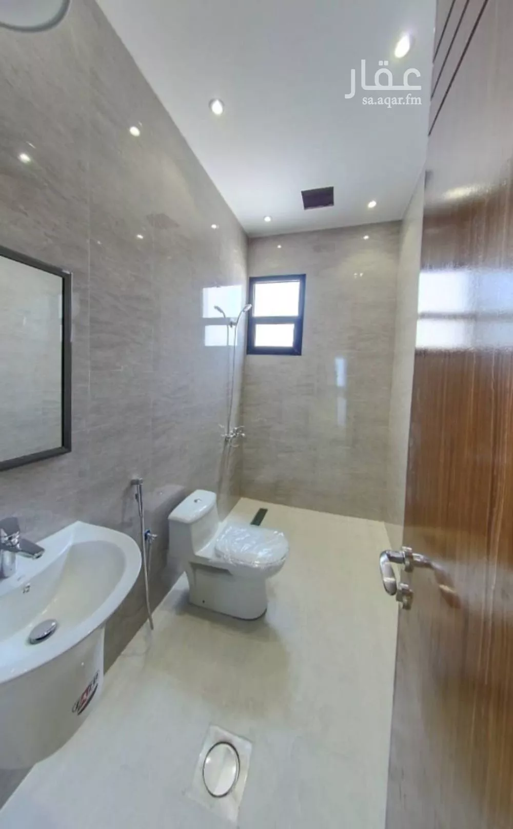 5 bedroom villa in Al Aridh 8