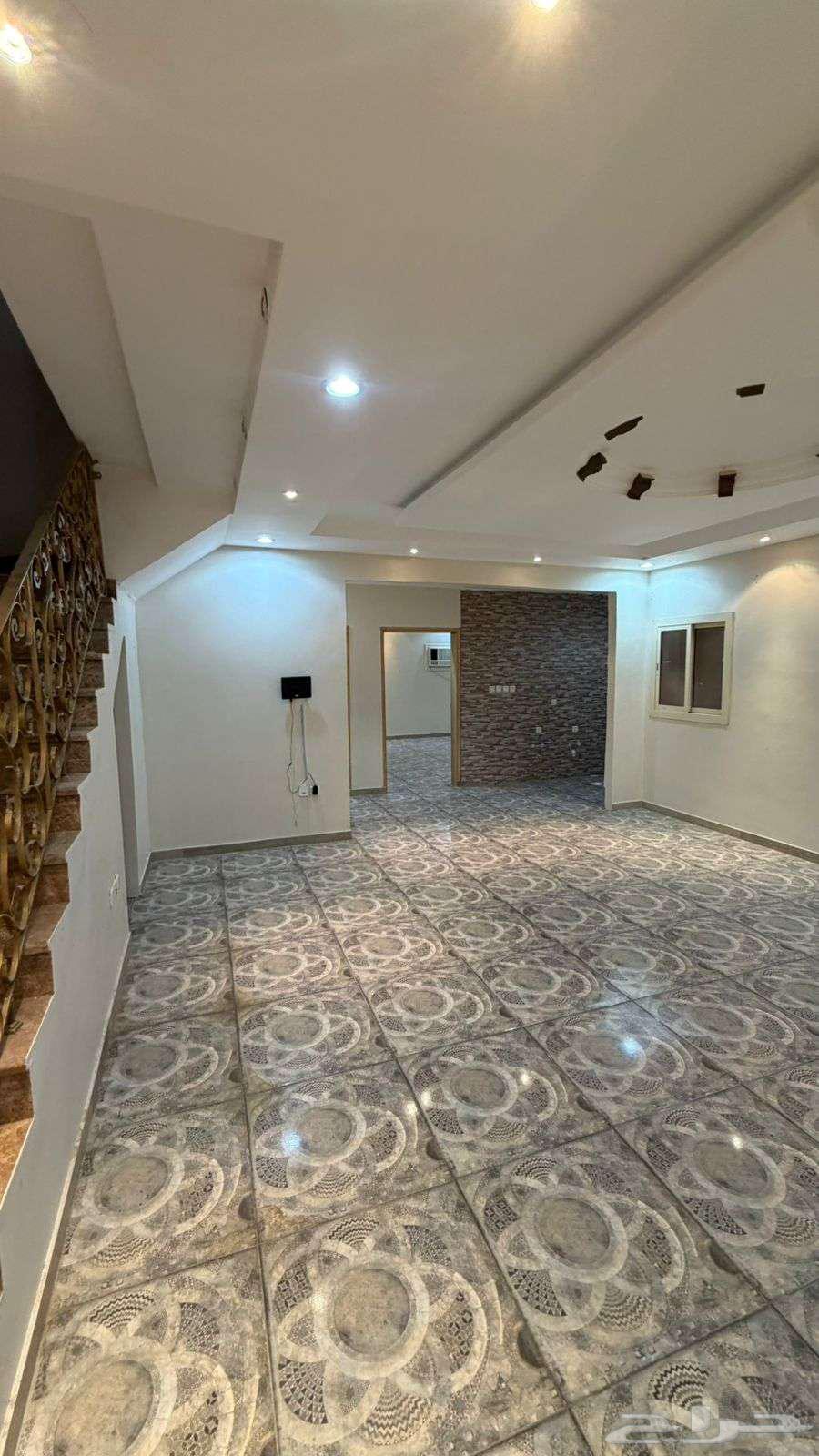 6 bedroom villa in Al Awali 12