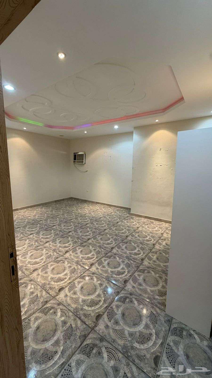 6 bedroom villa in Al Awali 13