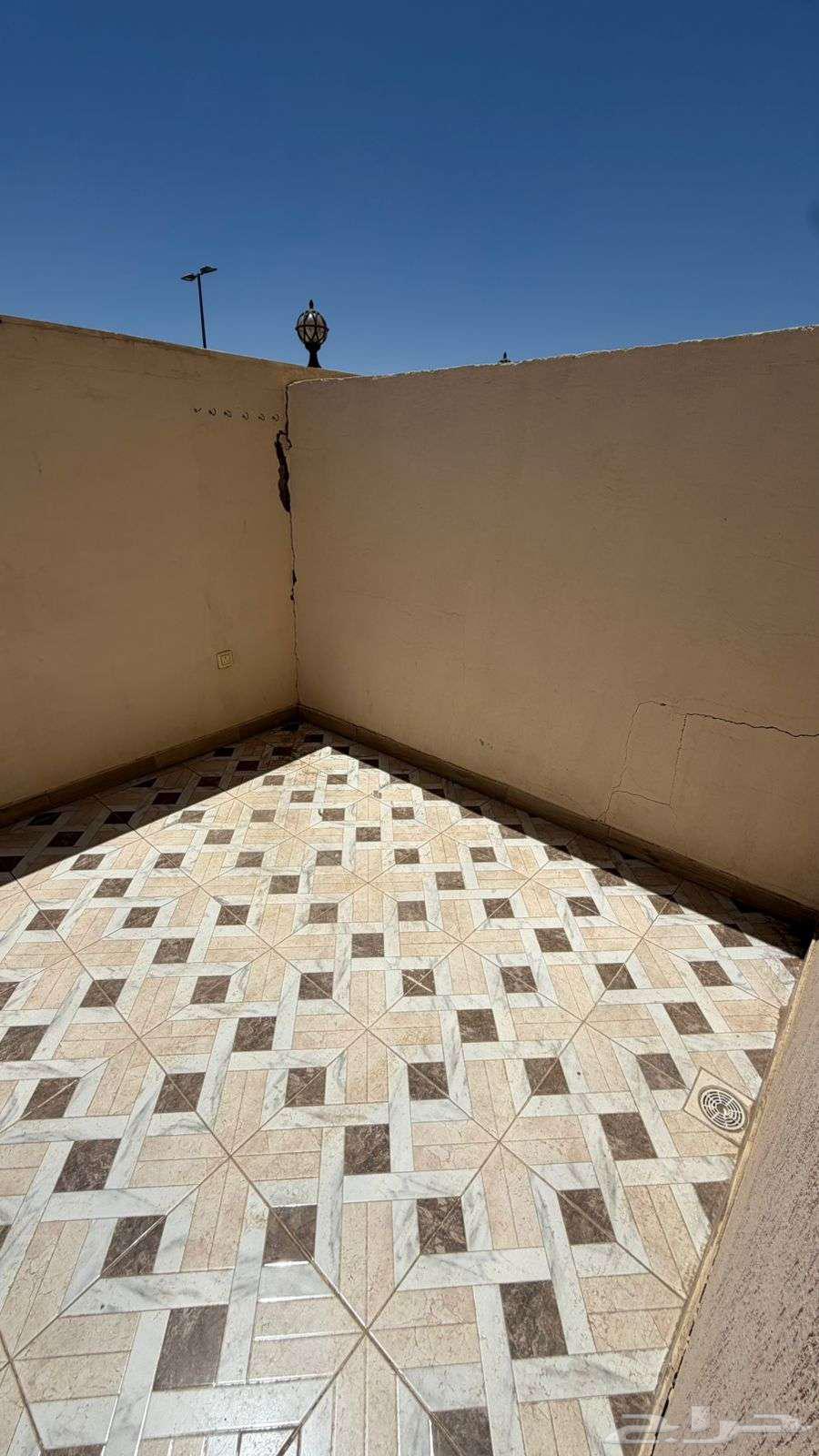 6 bedroom villa in Al Awali 8