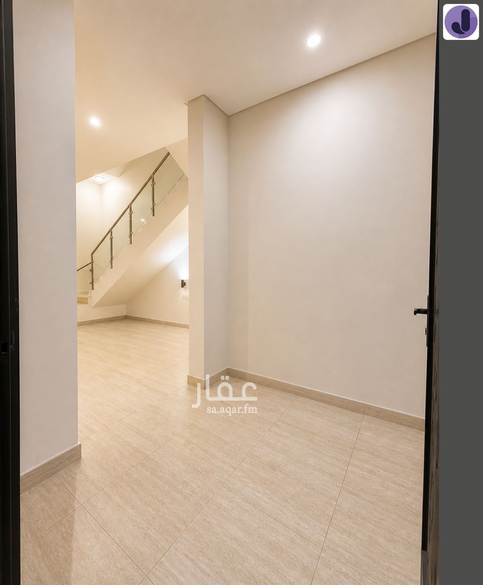5 bedroom villa in Okaz, Riyadh 10