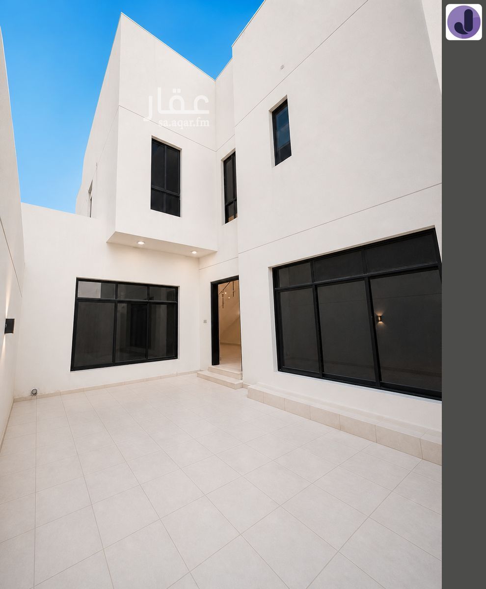 5 bedroom villa in Okaz, Riyadh 5