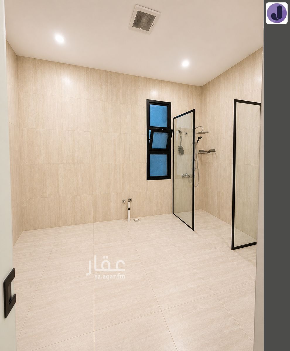 5 bedroom villa in Okaz, Riyadh 16