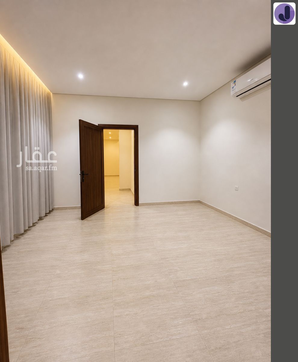 5 bedroom villa in Okaz, Riyadh 8