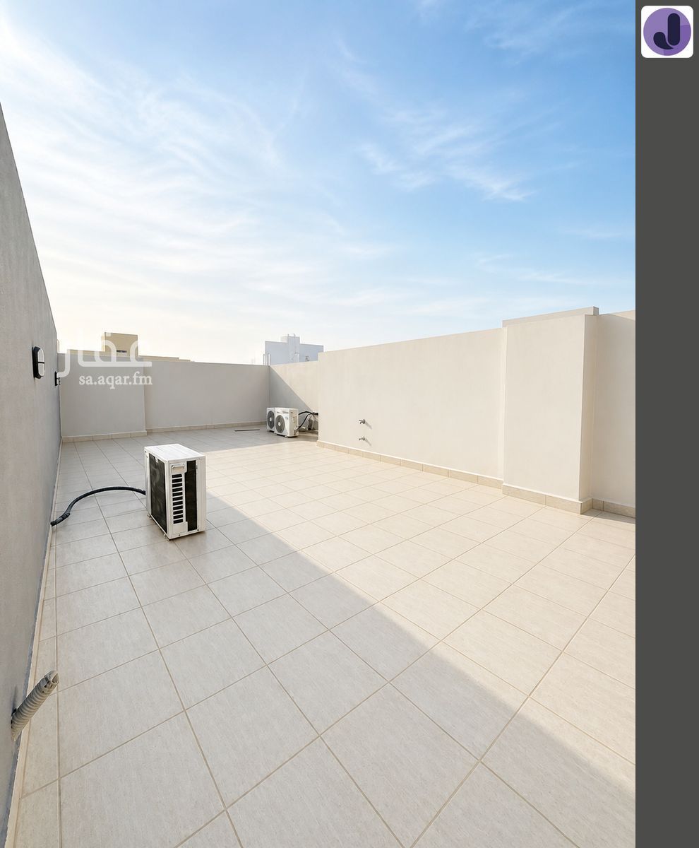 5 bedroom villa in Okaz, Riyadh 25