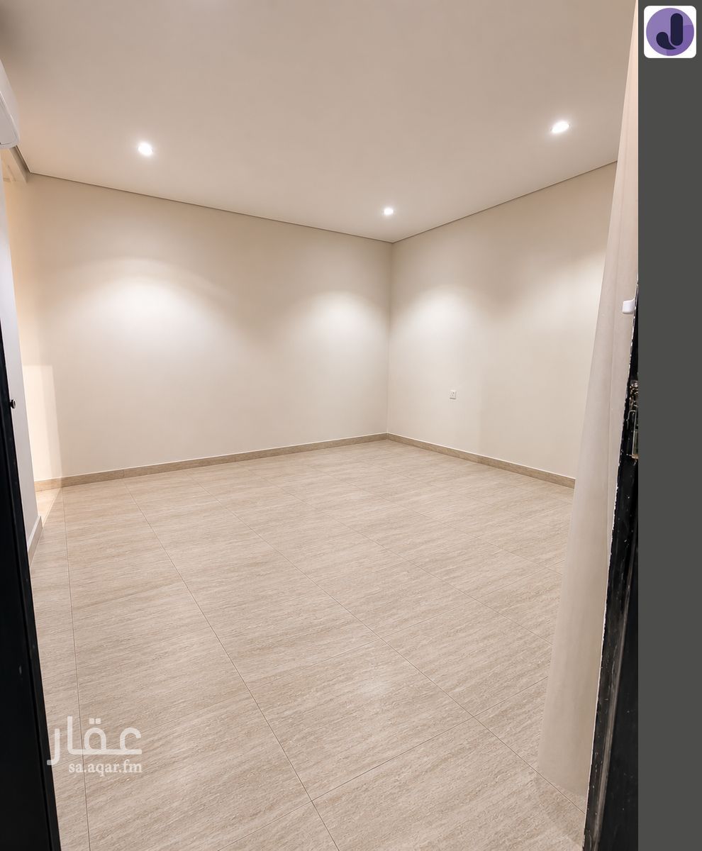 5 bedroom villa in Okaz, Riyadh 6