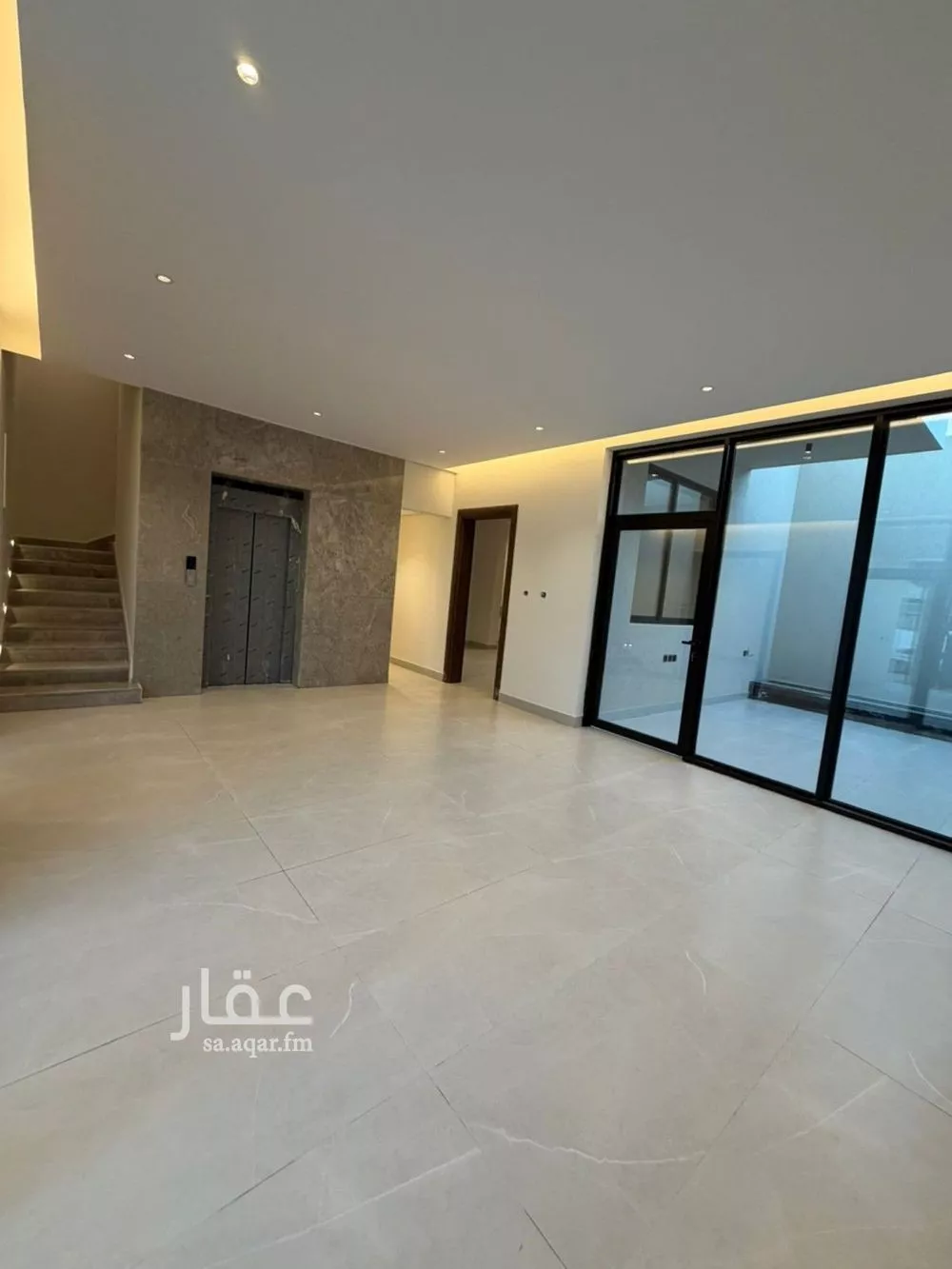 5 bedroom villa in Al Narjis 7