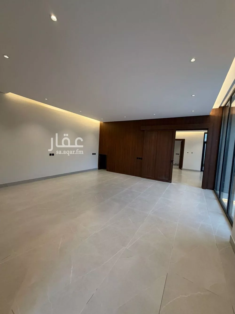 5 bedroom villa in Al Narjis 8