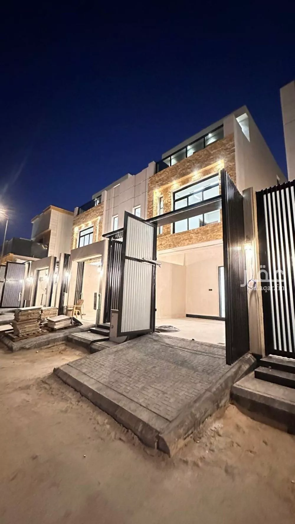 4 bedroom villa in Al Nahda 5