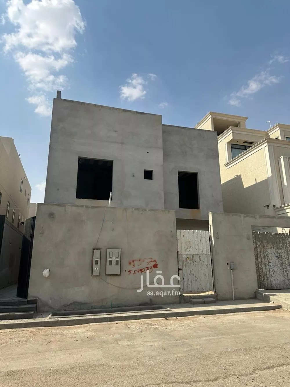 فيلا 7 غرف في العارض 8