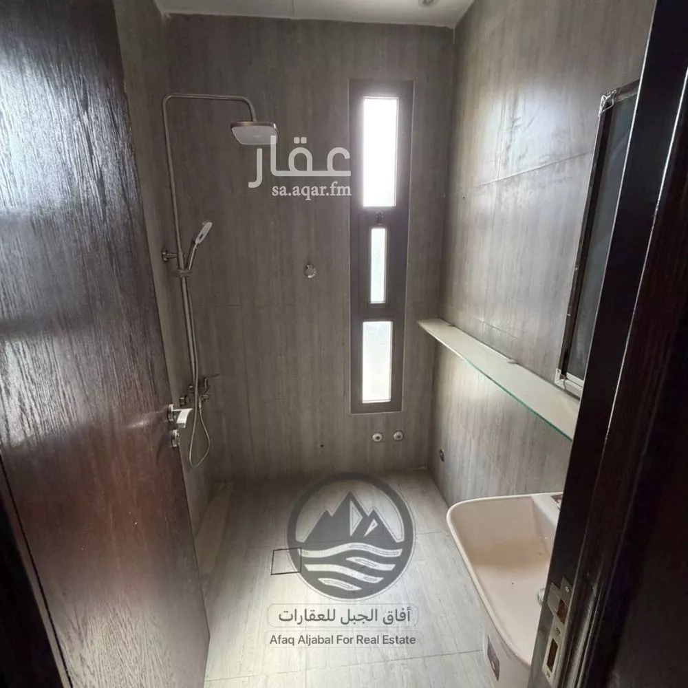 دور 3 غرف في النرجس 10