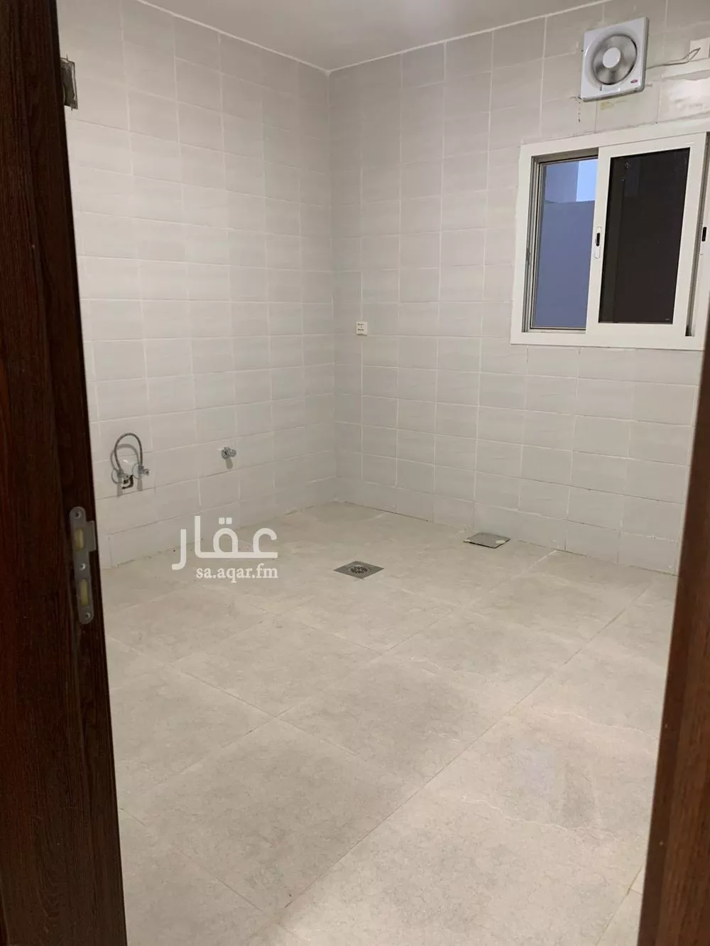 فيلا 4 غرف في الجنادرية 13