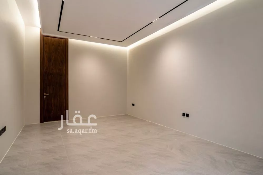 5 bedroom villa in Al Malqa 14