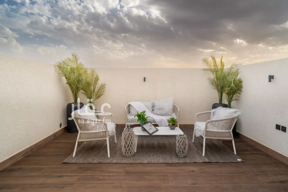 5 bedroom villa in Al Malqa 20