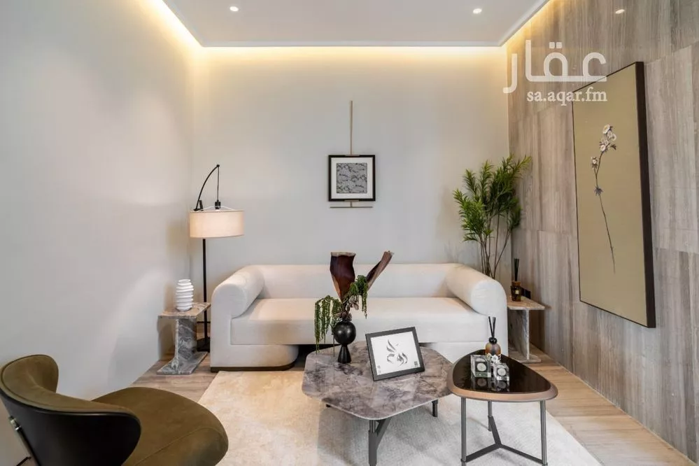 5 bedroom villa in Al Malqa 21