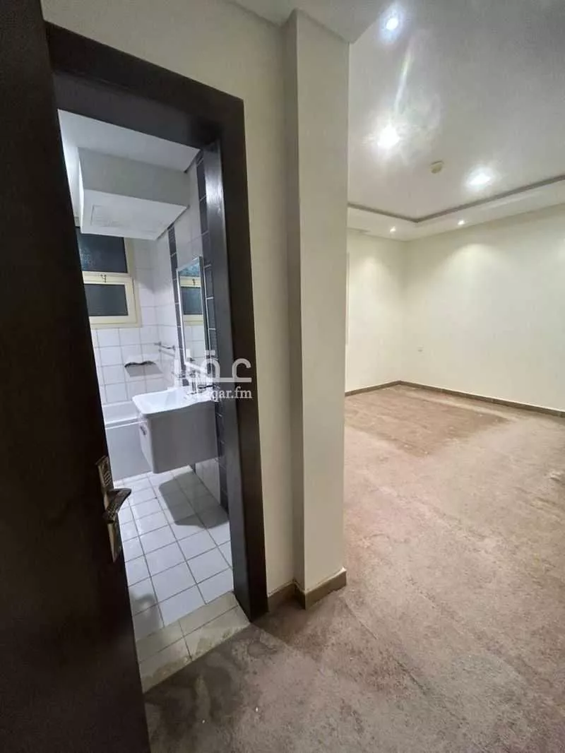 3 bedroom apartment in Al Malqa 8