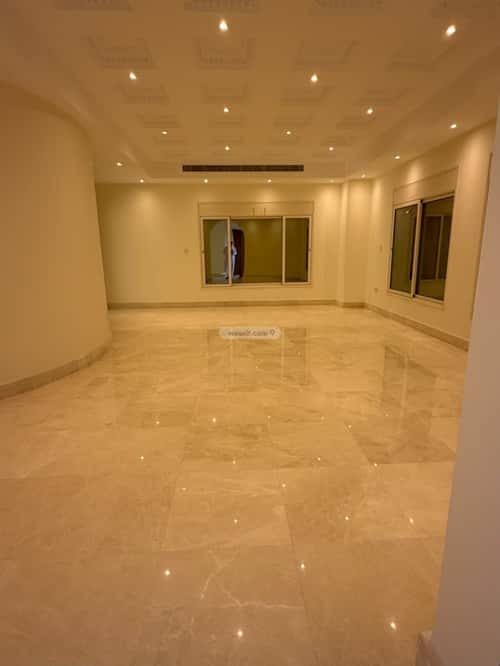 8 bedroom villa in Abhur South 13
