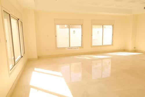 8 bedroom villa in Abhur South 5