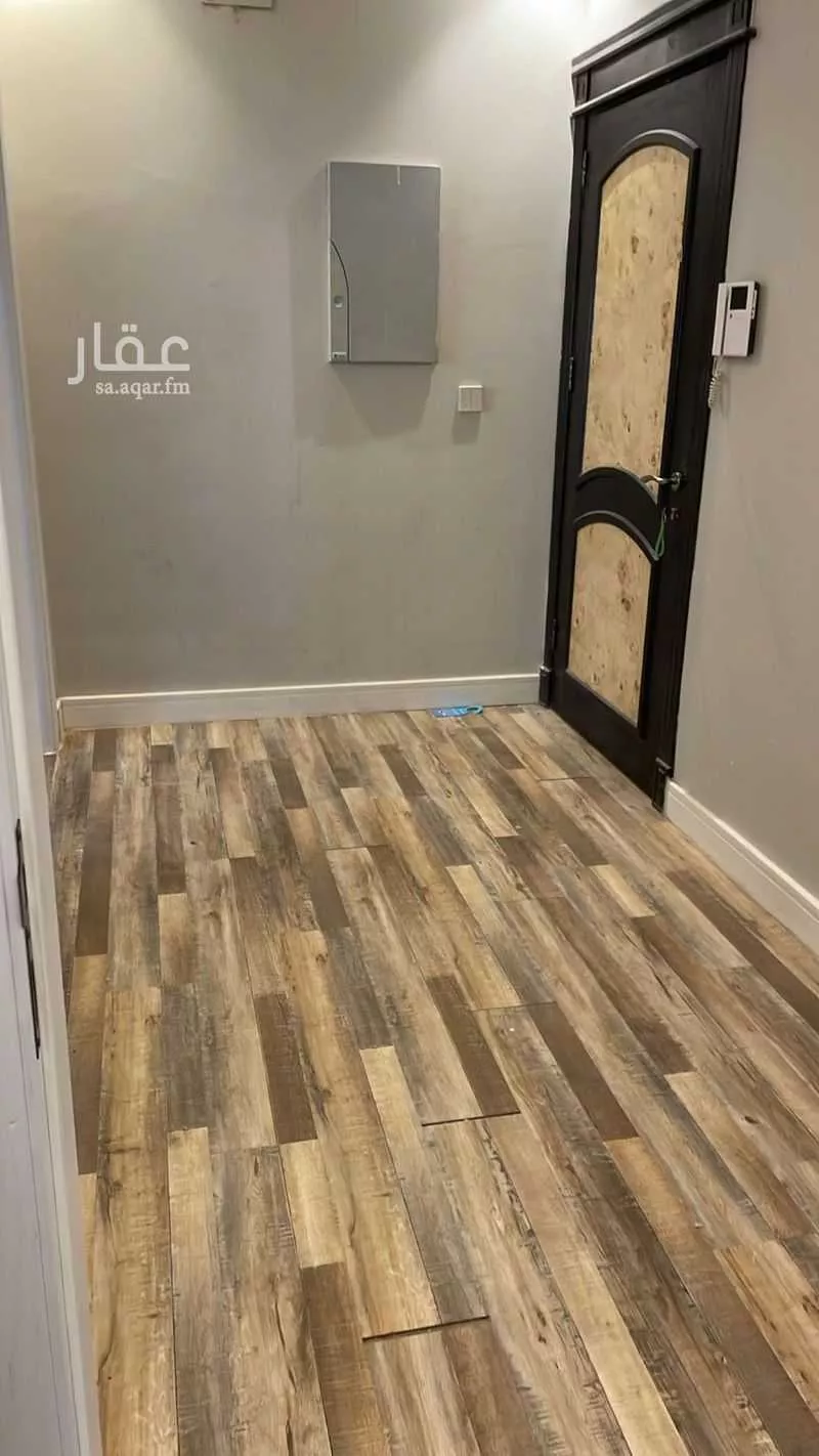 شقة 4 غرف في الملقا 6