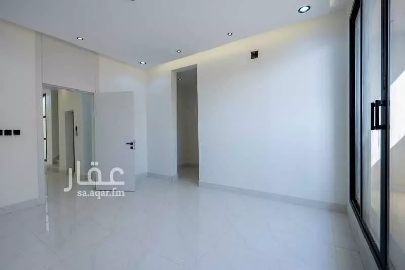 فيلا 6 غرف في ظهرة لبن 10