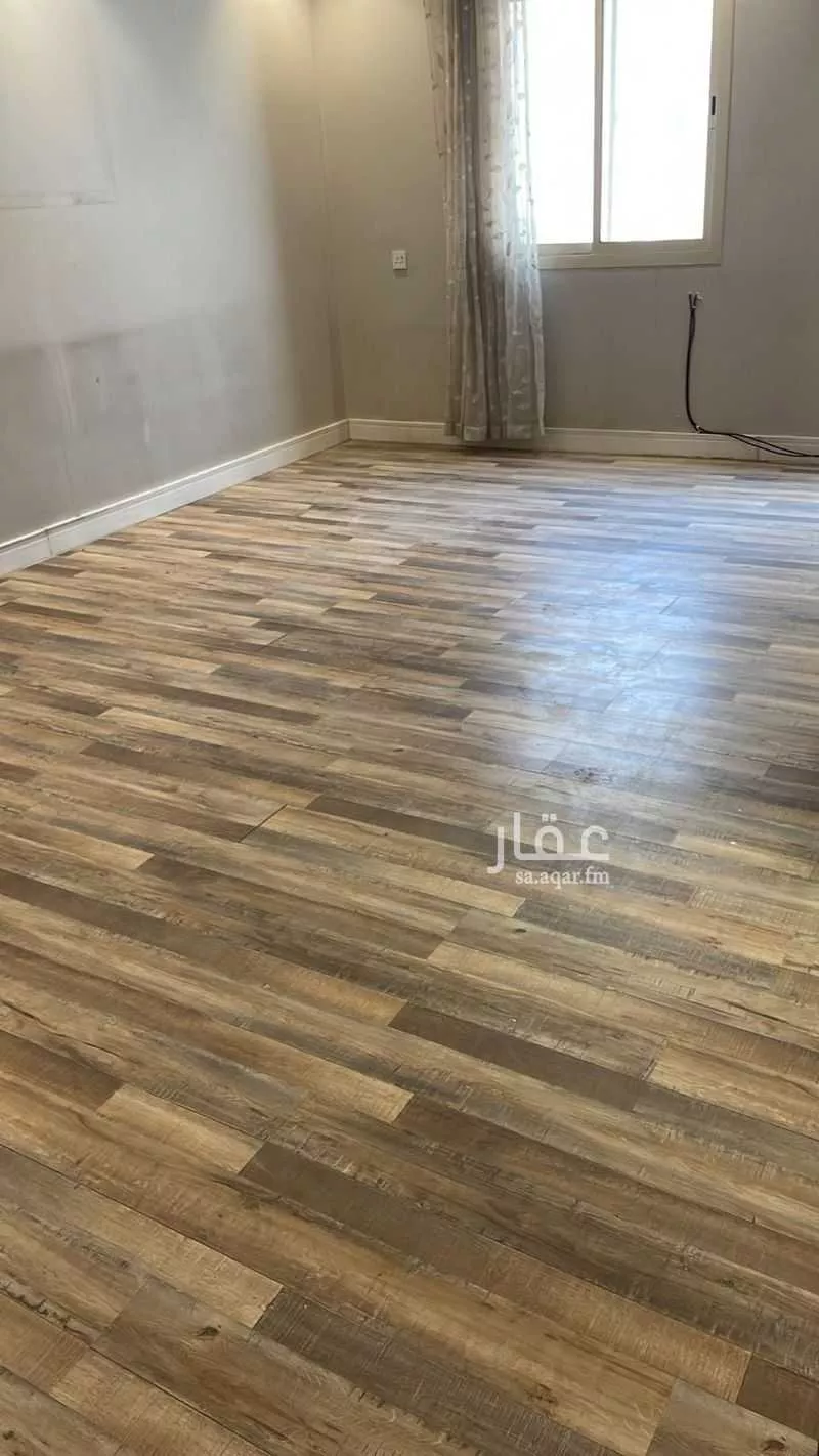 شقة 4 غرف في الملقا 6