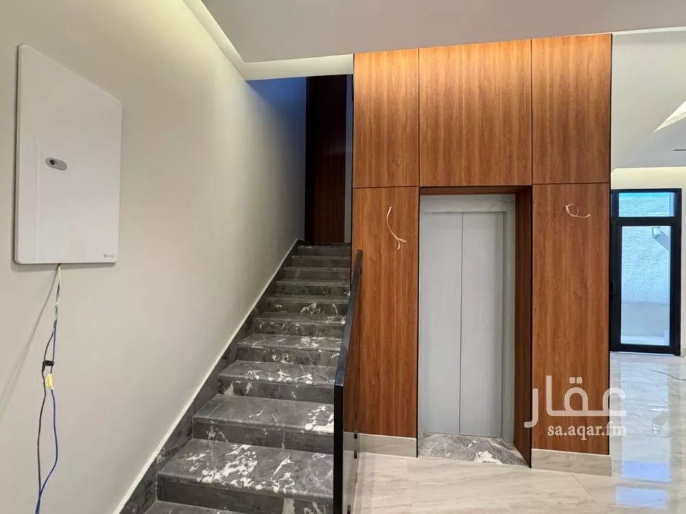 فيلا 5 غرف في الرمال 11