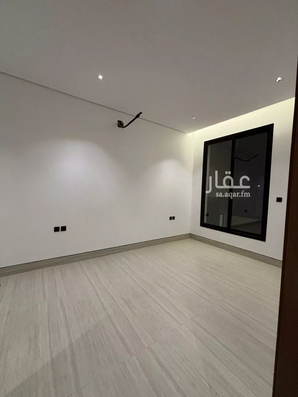 فيلا 6 غرف في النرجس 14