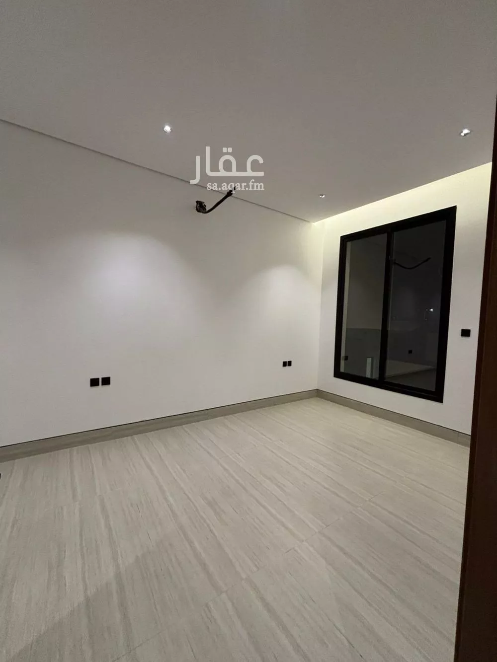 فيلا 6 غرف في النرجس 22