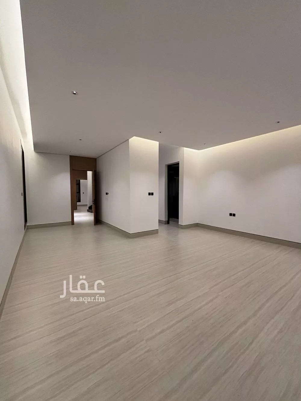 6 bedroom villa in Al Narjis 23