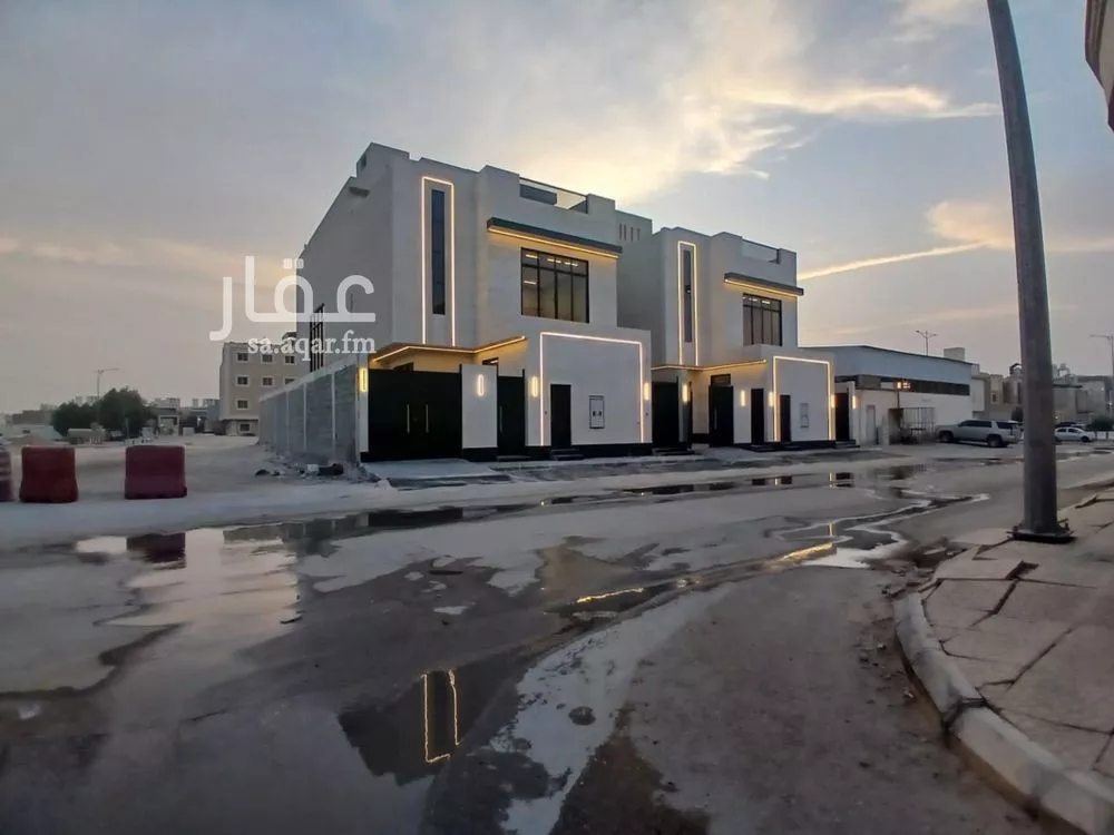 5 bedroom villa in Al Aridh 3