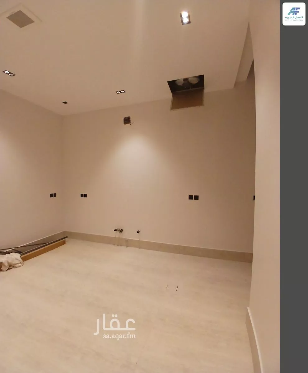 فيلا 8 غرف في الشرق 8