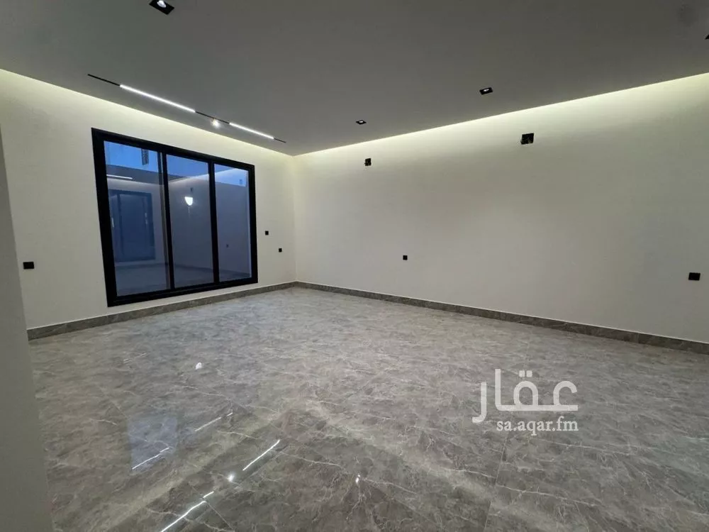 فيلا 5 غرف في الرمال 13
