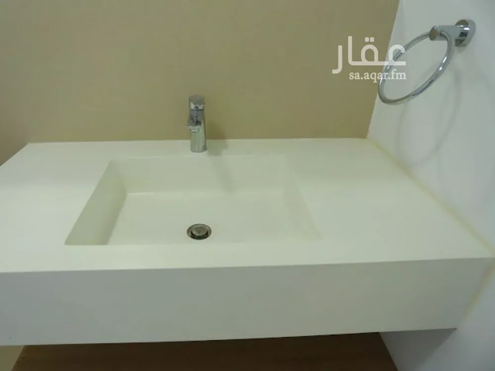 فيلا 8 غرف في سدرة 2