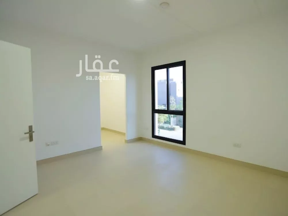 فيلا 8 غرف في سدرة 7