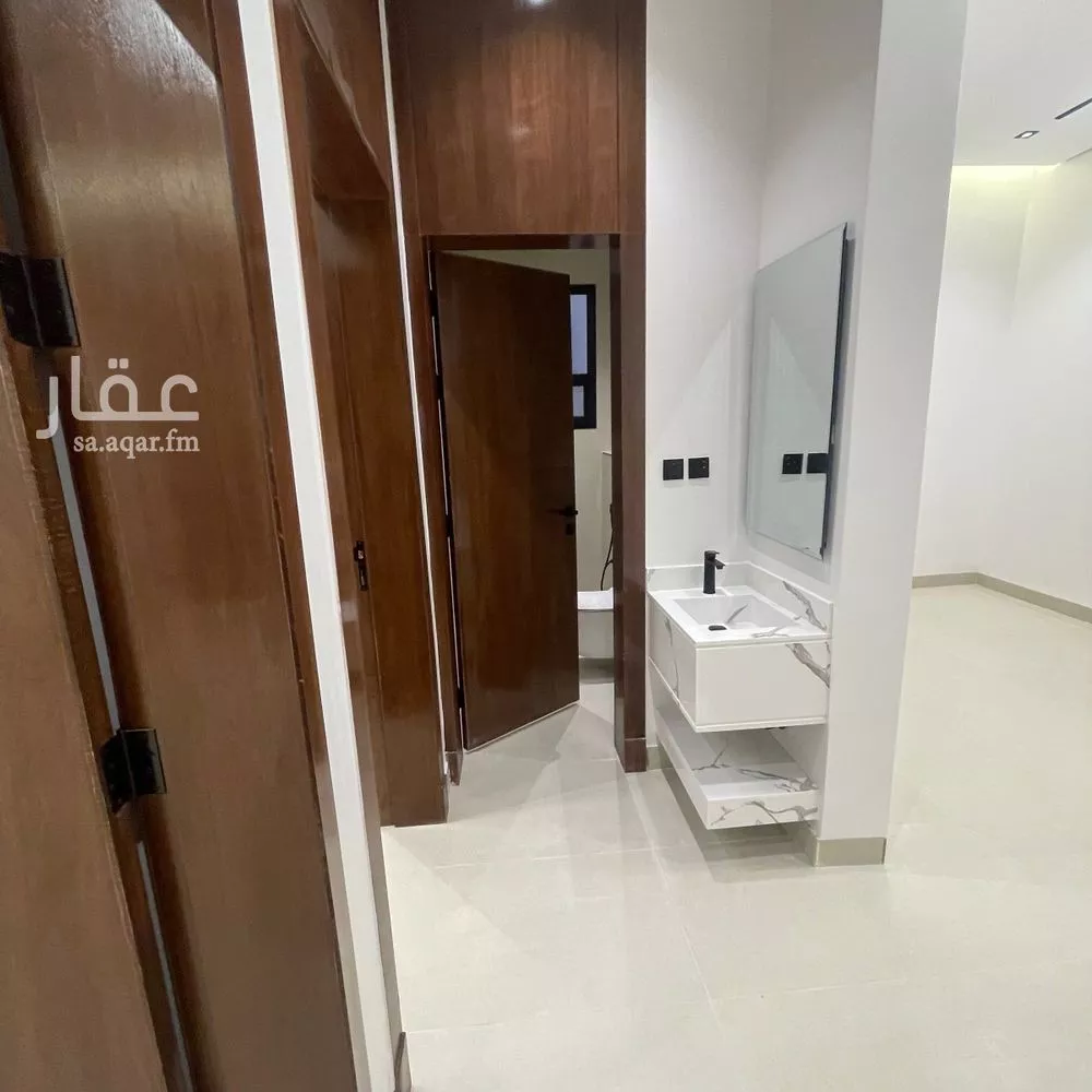 6 bedroom villa in Al Rimal 12