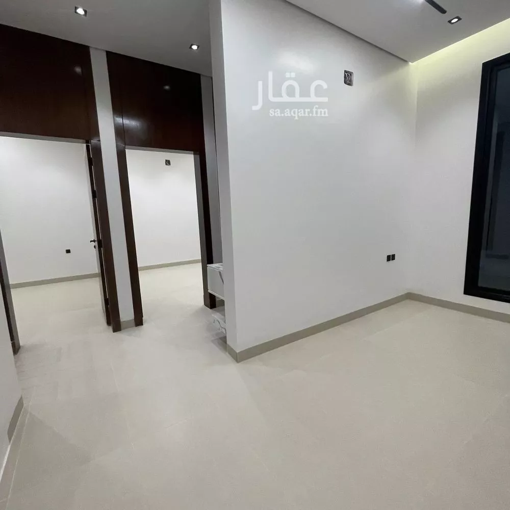 6 bedroom villa in Al Rimal 15