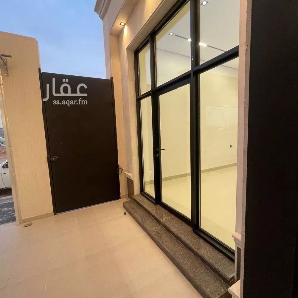 6 bedroom villa in Al Rimal 8