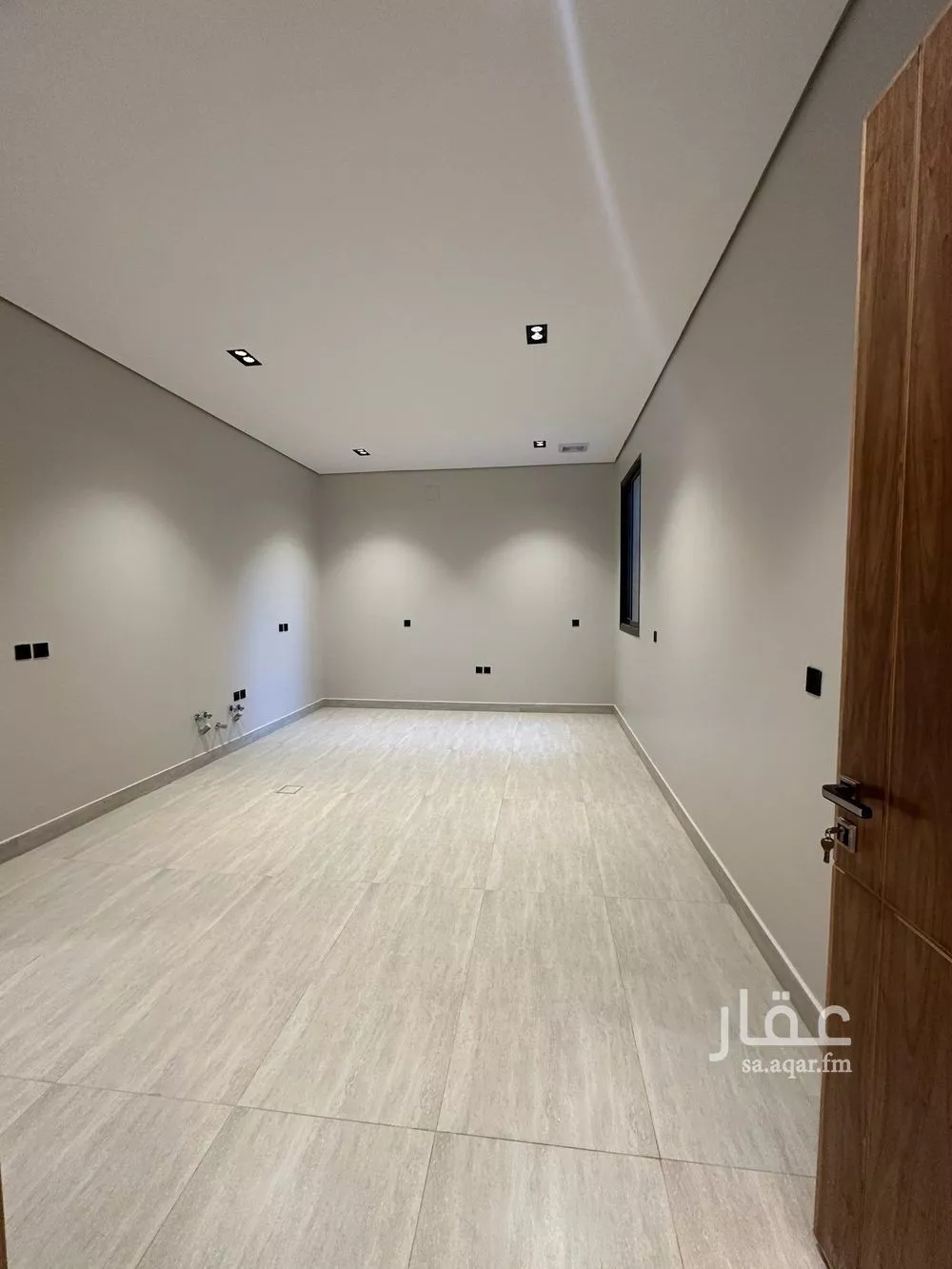 فيلا 5 غرف في الرمال 7
