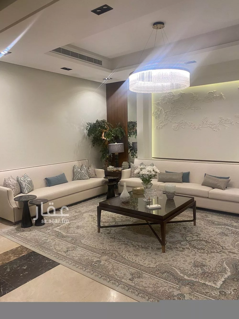 5 bedroom villa in Al Malqa 9