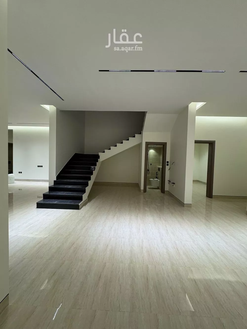 4 bedroom villa in Al Narjis 5