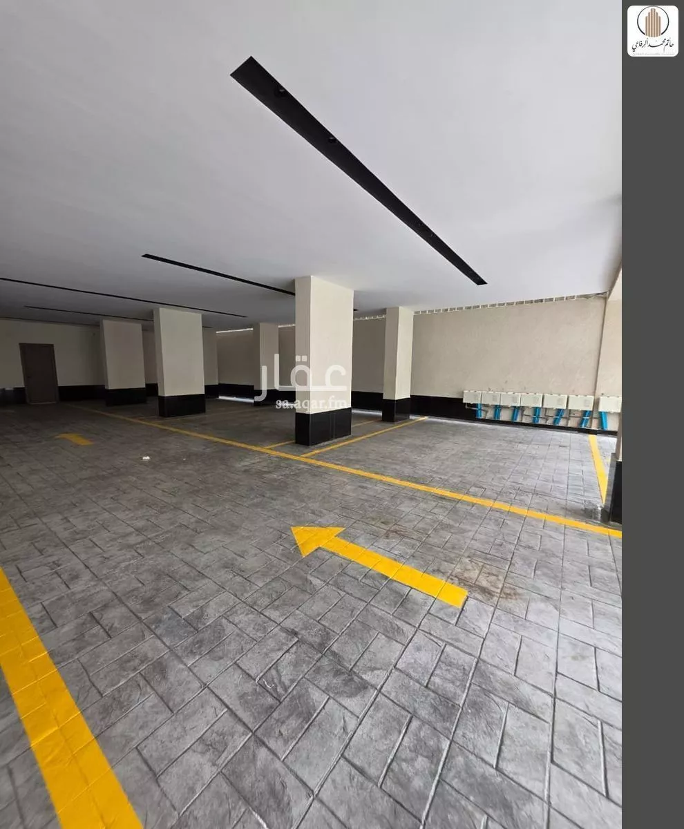 4 bedroom apartment in Al Rawdah 4